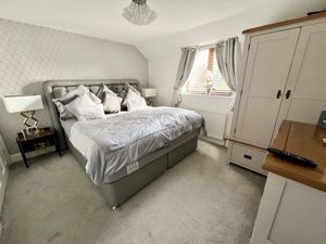 Photo 16- click for photo gallery